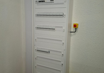 Changement d'une armoire électrique et déplacement des réseaux des établissements JOB
